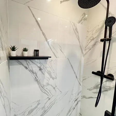 Superbe Neuf 2 Pieces Vincennes Pte De Paris Apartment