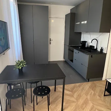 Superbe Neuf 2 Pieces Vincennes Pte De Paris Apartment *